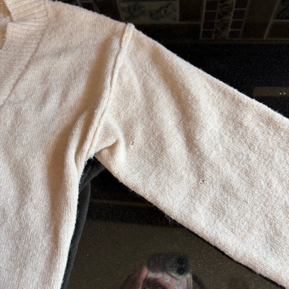 Sweater - Picture 3 of 8